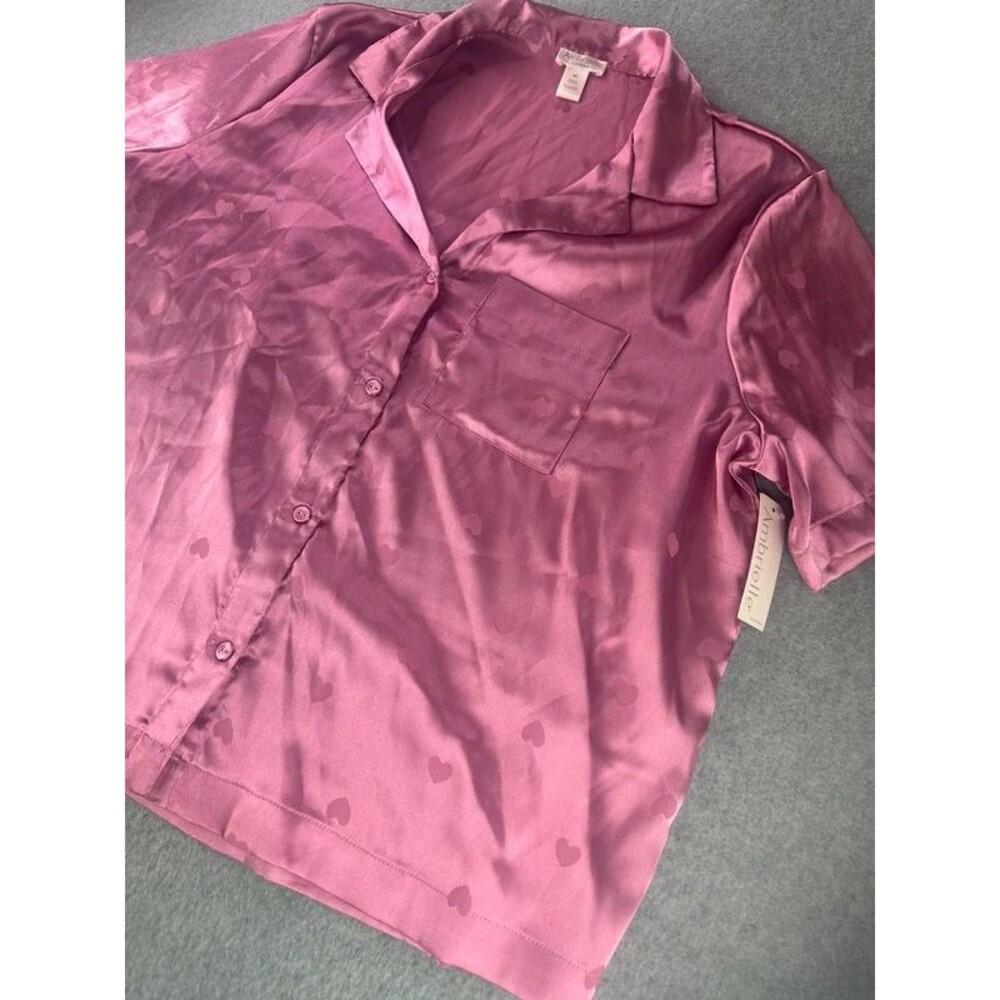 Ambrielle Satin Pajama Top Size M Mauve Pink Heart Print Button Up Short Sleeve